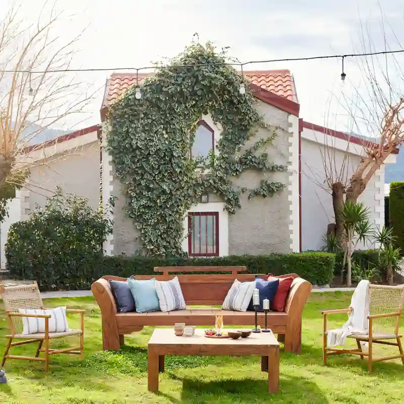 Resim MR. BIG TEAK BANK