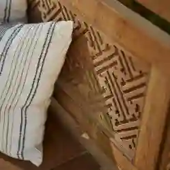 Resim LABİRENT EL OYMASI TEAK BANK